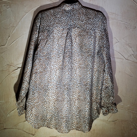 Silk Club Animal Print Button Down Shirt Large - Picture 7 of 8